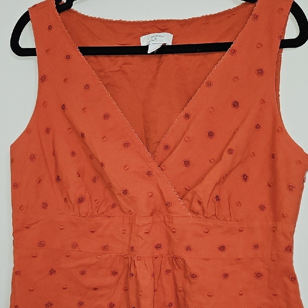Ann Taylor Loft Rust Orange Embroidered Sleeveless Faux Wrap Front Top Size 12 - Picture 3 of 9